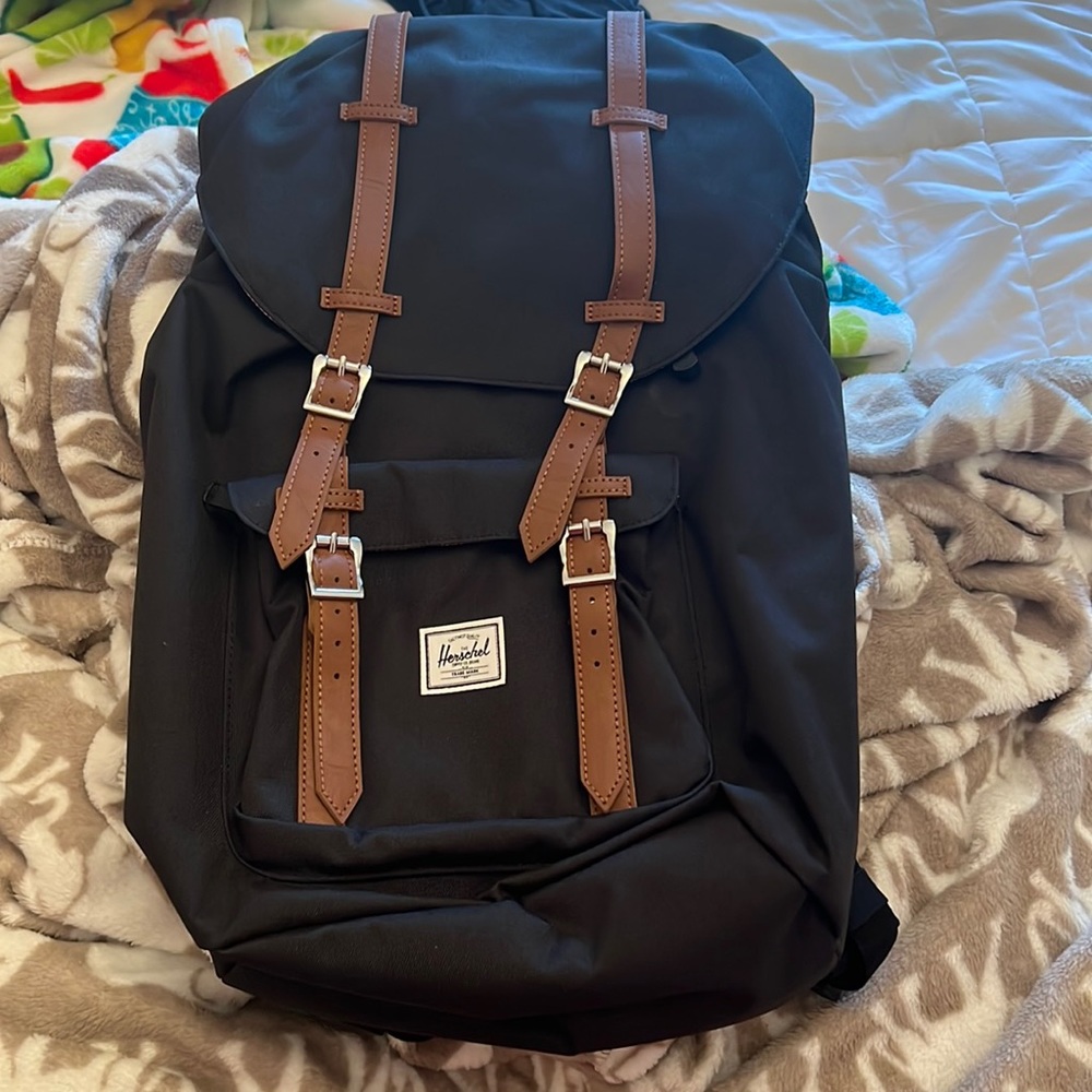 NWT hershel supply company backpack